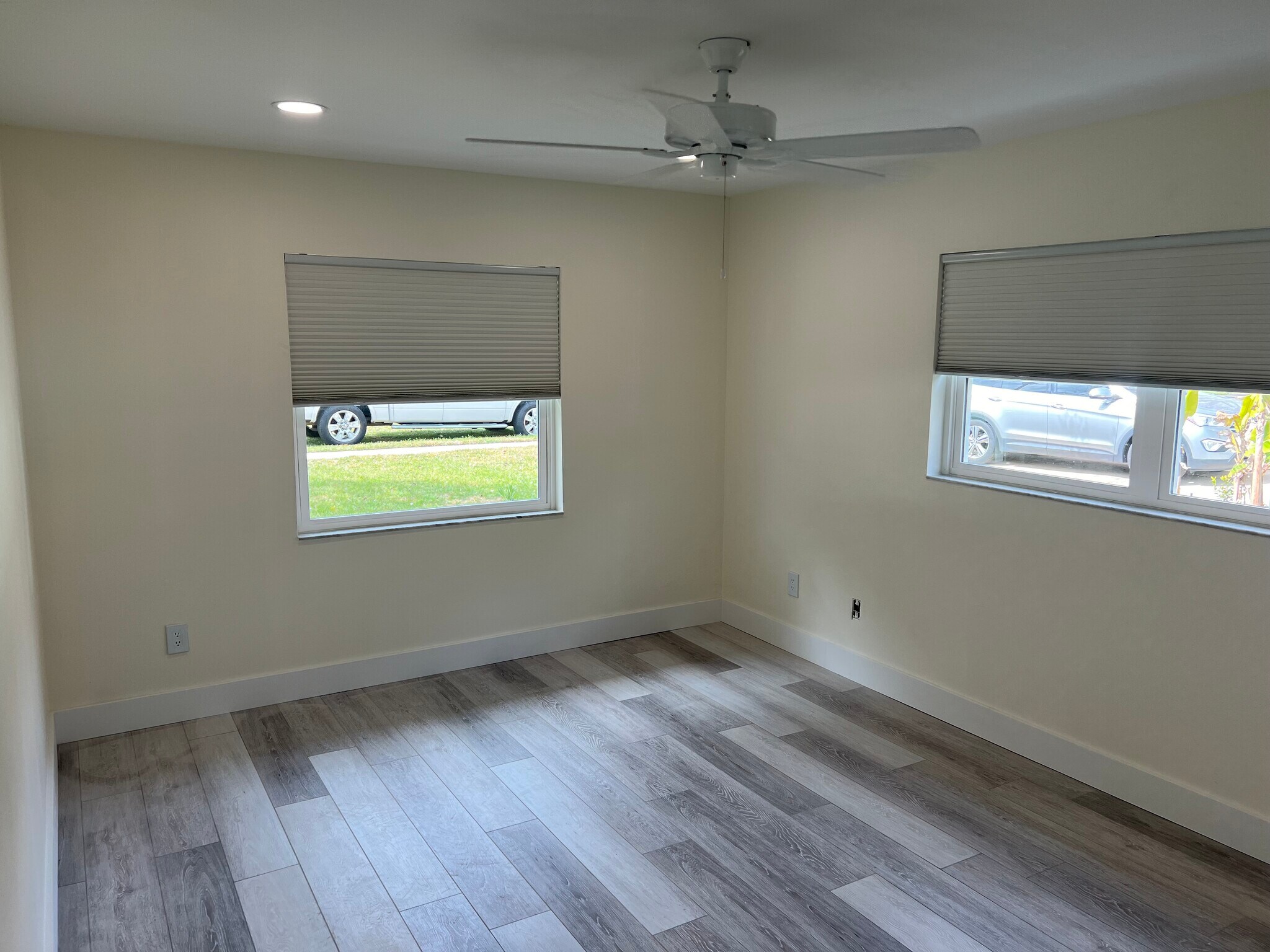 Building Photo - 968 Salzedo Ave