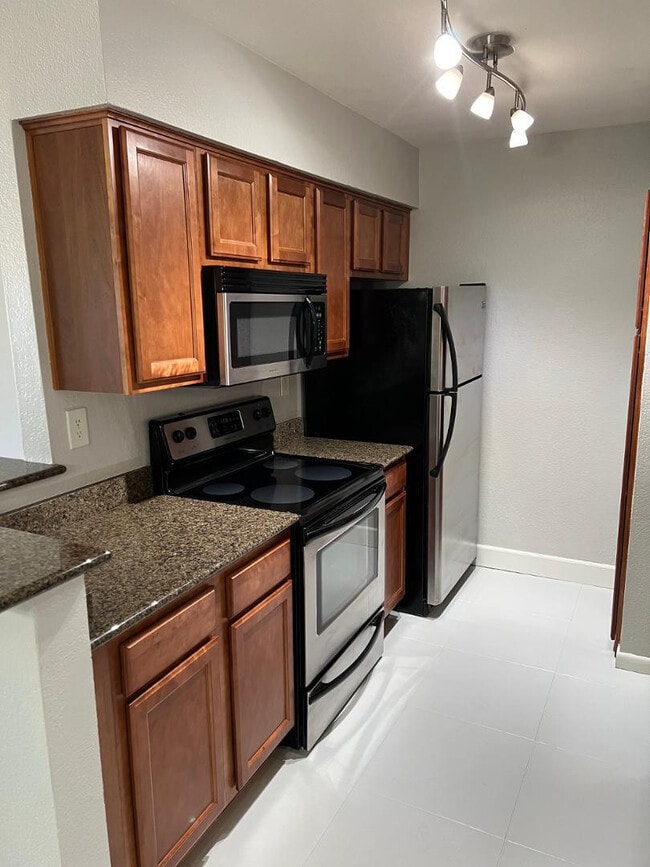 Building Photo - 5995 N 78th St