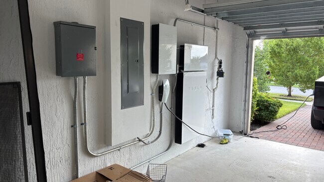 Building Photo - 3155 Streng Ln