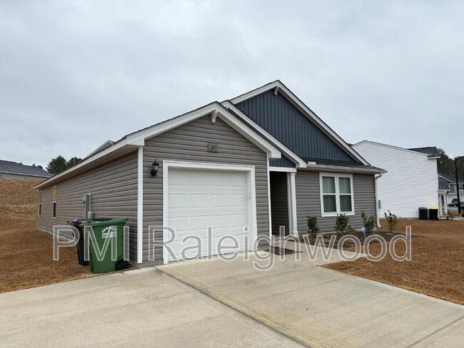 Building Photo - 289 Greenbay St