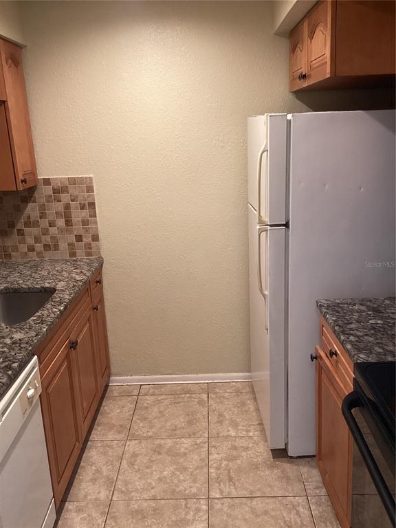 Building Photo - 14321 Hanging Moss Cir