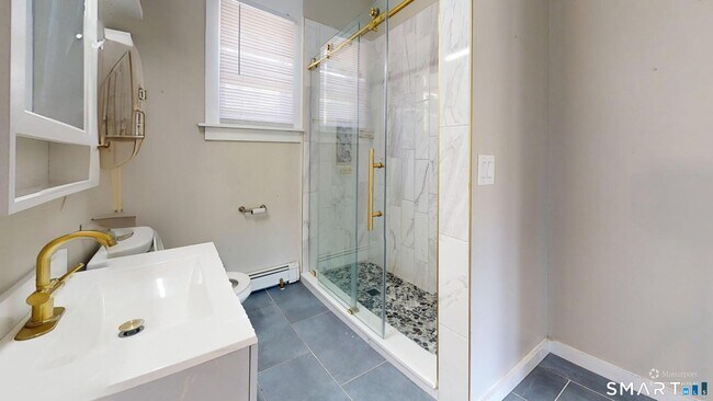 Building Photo - 1616 Chapel St