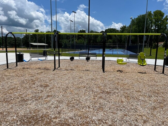 Building Photo - 201 W Ohio Ave