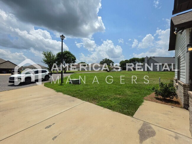 Building Photo - DEPOSIT PENDING!!! - Four Bedroom, Modern Home for Rent in Eastaboga - Available NOW!