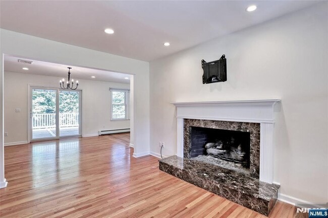 Building Photo - 43 Forest Dr