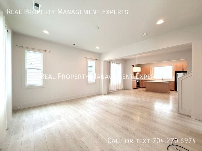 Building Photo - 4115 Merlane Dr