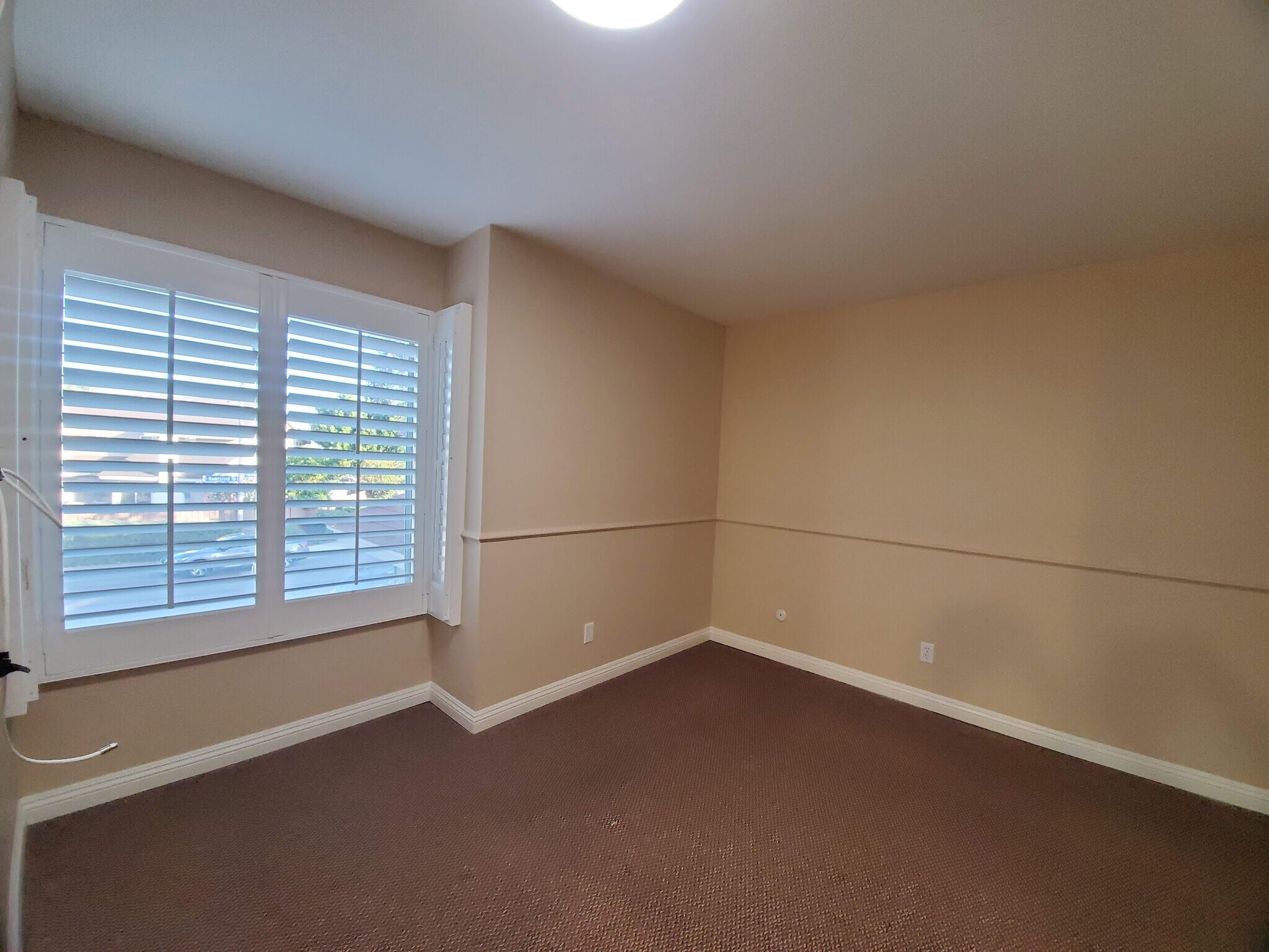 Building Photo - 2344 Hampstead Way