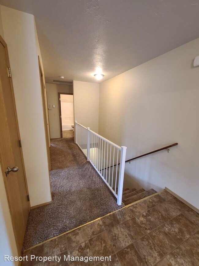Building Photo - 3 br, 2 bath House - 2337 N. 13th St