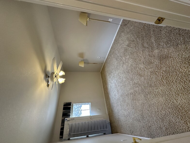 Building Photo - 3032 Hidden Treasure Dr