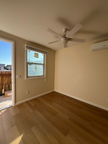 Building Photo - 4821 Monroe Ave