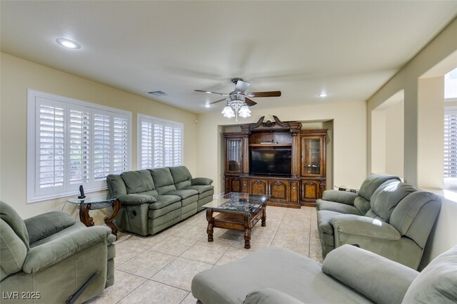 Building Photo - 5524 S Spearfish Lake Ct