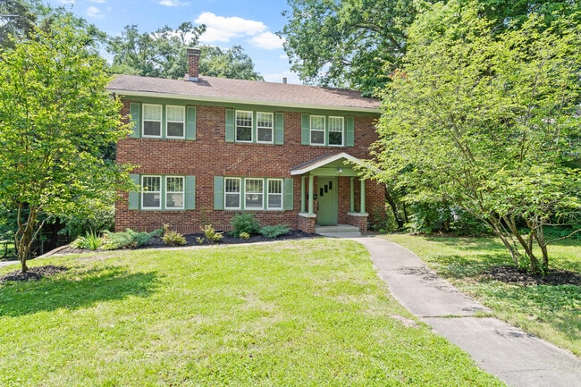 Building Photo - 303 S Glenwood Ave