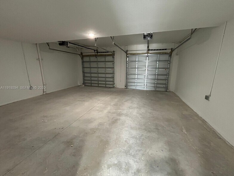 Building Photo - 14568 SW 261st Ter