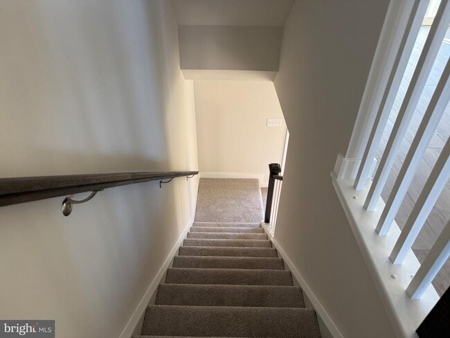 Building Photo - 4337 Reusch Cir