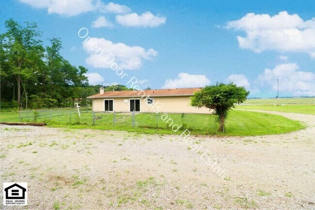 Building Photo - 6219 Co Rd 31