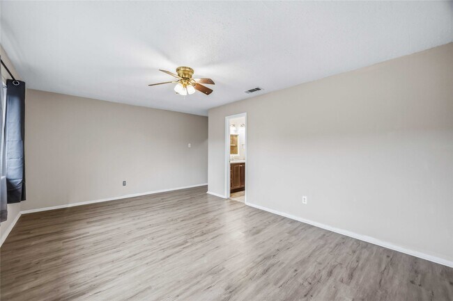 Building Photo - 16702 Quail Meadow Dr