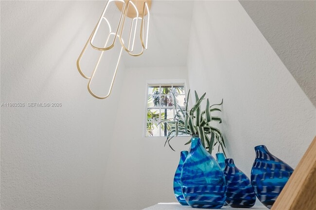 Building Photo - 12735 SW 49th Ct