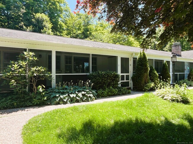 Primary Photo - 3 Arbor Dr