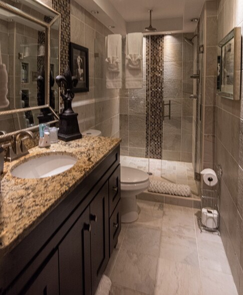 Building Photo - 511 Paul St