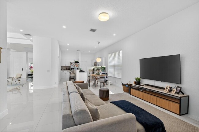 Building Photo - 2002 Schooner Ln