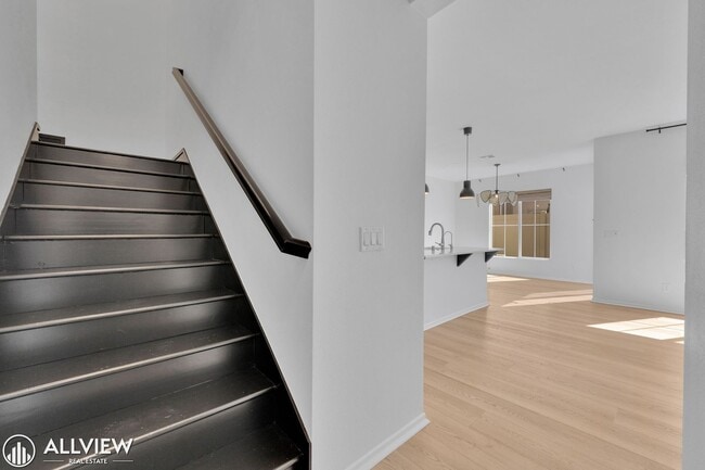 Building Photo - Bright 4-Bed, 2.5-Bath Home in Fallbrook’s Citro Community