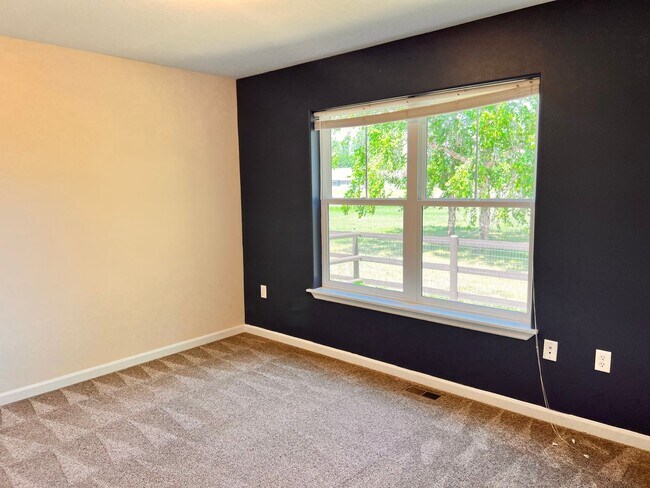 Building Photo - Spacious 3-bedroom, 2 bath in Lolo, MT!!