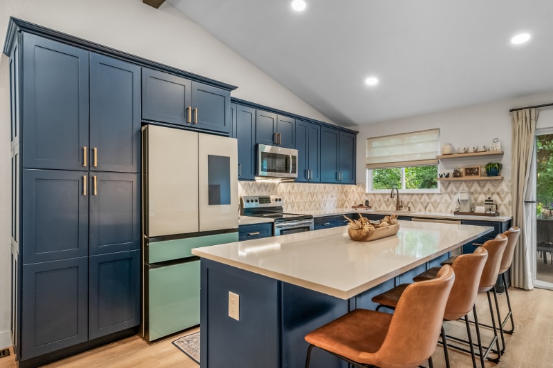 Building Photo - 16410 Martingale Dr