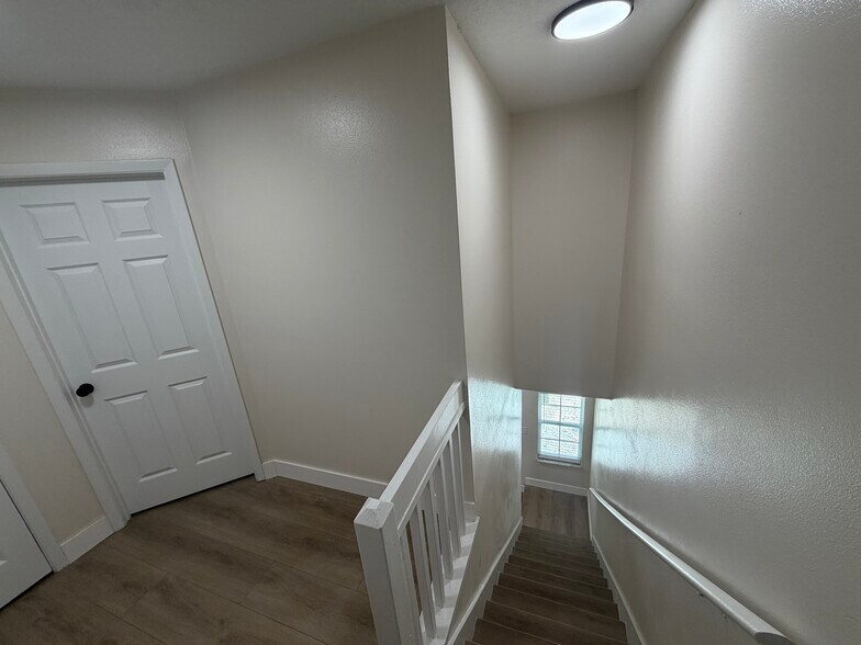 Building Photo - 11114 Essex Ridge Ct