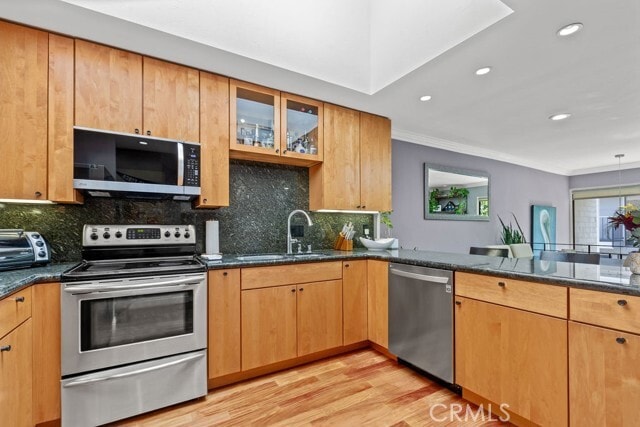 Building Photo - 317 Dahlia Pl