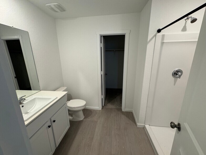 Building Photo - 2843 Red Diamond