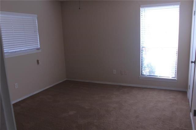Building Photo - 841 Harvest Glen Dr