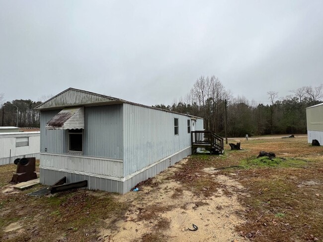 Building Photo - 2 Bedroom 1 Bath for rent