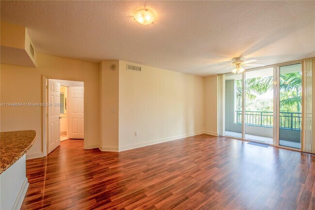 Building Photo - 510 NW 84th Ave
