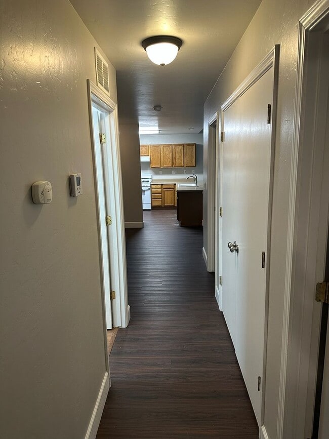 Building Photo - 4117 S Crenshaw St