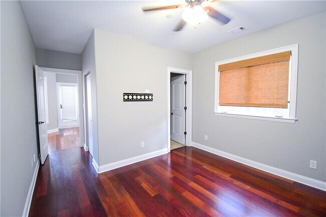 Building Photo - 4 Prichard Way NE