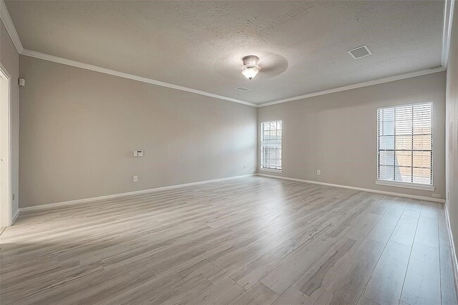 Building Photo - 3127 Ashfield Dr