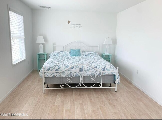 Building Photo - 7 Princeton Ave