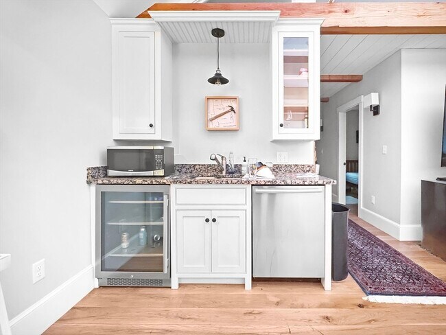 Building Photo - 7 Sanborn Terrace