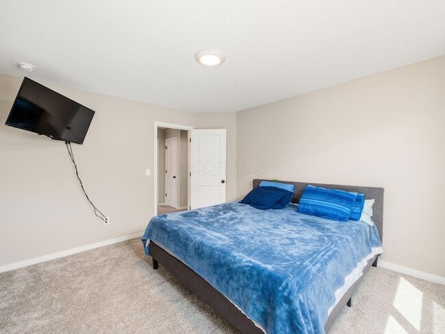 Building Photo - 7233 Celebration Dr