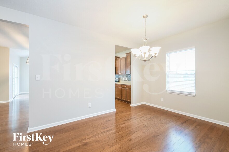 Building Photo - 5874 Crowley Pkwy