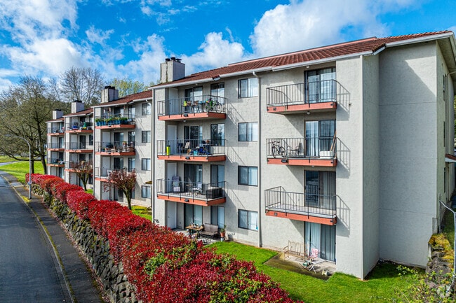 Building Photo - Bryn Mawr Plaza Apartments