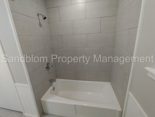 Building Photo - FOR LEASE | Mid-town Tulsa | Available Now!