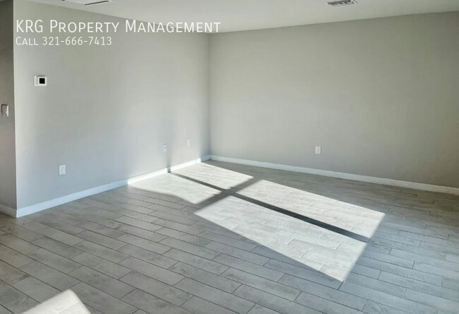 Building Photo - 5029 S Rosebud Cir