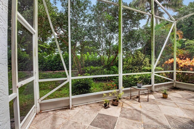 Building Photo - 11176 Ihilani Way