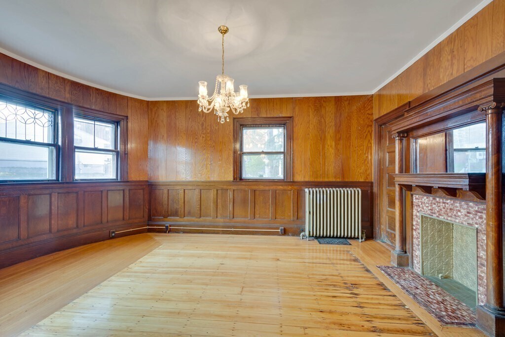 Building Photo - 384 Arborway