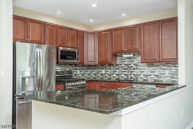 Building Photo - 24 DeCroce Ct