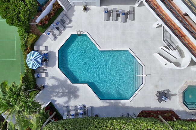 Building Photo - 120 S Ocean Blvd