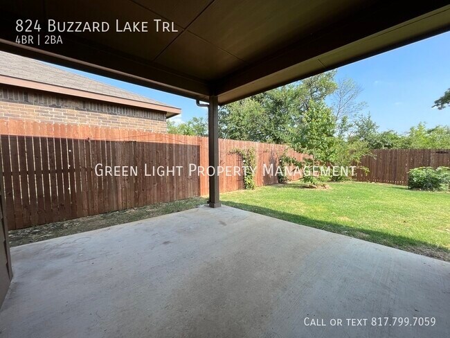 Building Photo - 824 Buzzard Lake Trl