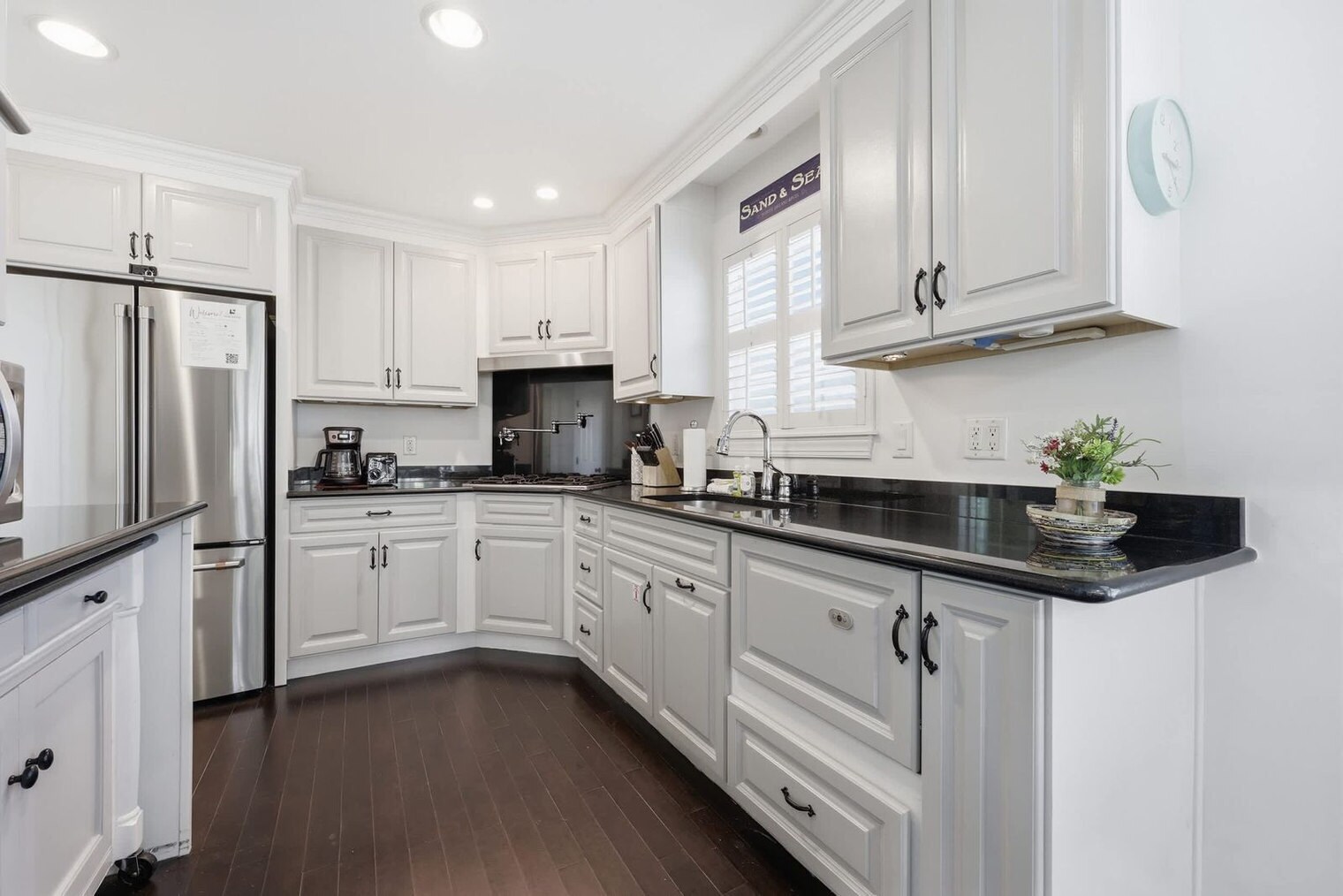 Building Photo - 36 Weeden St