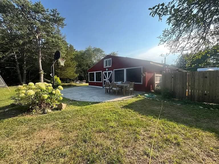 Building Photo - 2652 Woodworth Pl